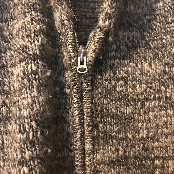 Aritzia Wilfred Free knit zip-up sweater size L - Picture 5 of 5